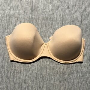 Auden Strapless Bra in Tan